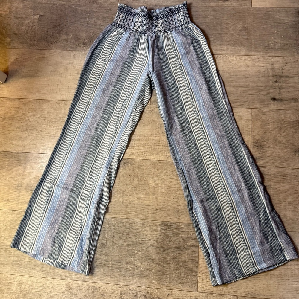 Striped Wide-Leg Smocked Waist Pants - Blue